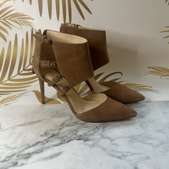 Three pairs of fall/winter heels - Picture 4 of 8